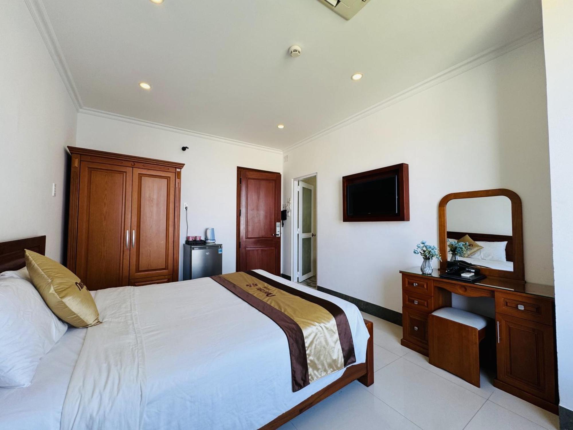 Khach San Ninh Chu Hotel Phan Rang Exterior photo